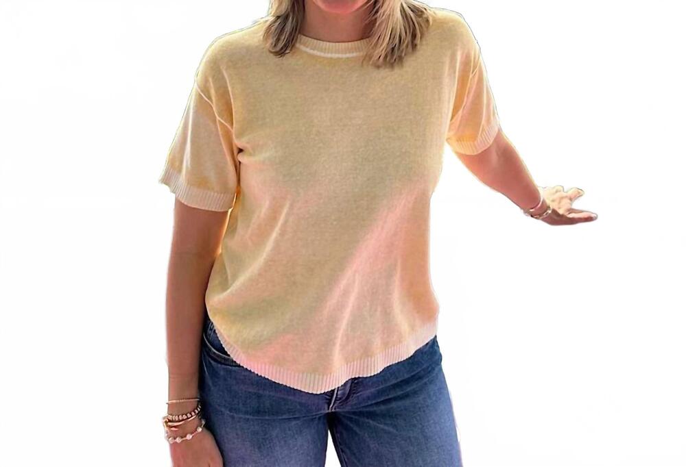 NEW CHARLIE B women's reverse print short sleeve crew sweater in sunshine